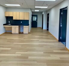 616 Tower Ave, Superior, WI for lease Interior Photo- Image 2 of 8