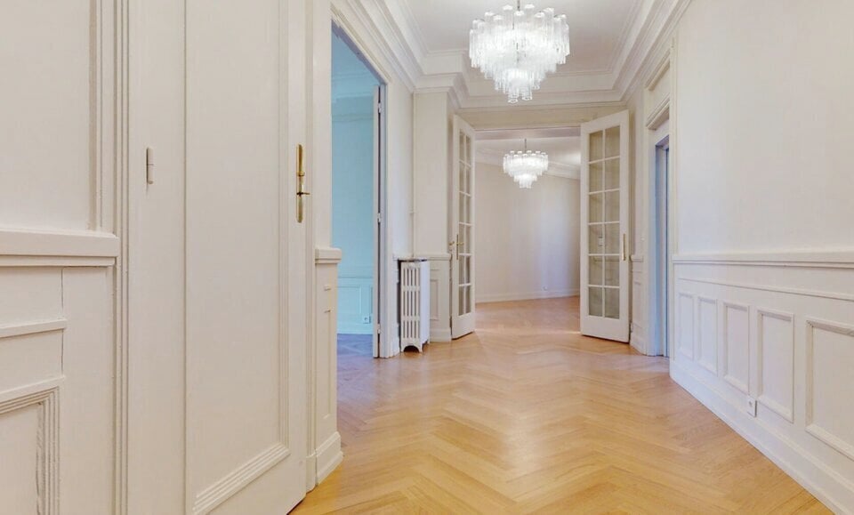 61 Rue La Boétie, Paris for lease - Interior Photo - Image 2 of 5