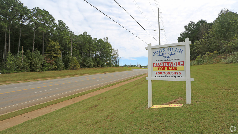 Johns Rd, Huntsville, AL à vendre - Photo principale - Image 1 de 1