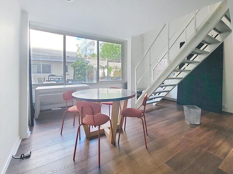 Bureau dans Boulogne-Billancourt à vendre - Photo du bâtiment - Image 3 de 6
