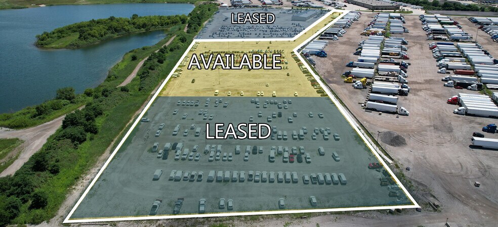 900 Christina Dr, East Dundee, IL à louer - Autre - Image 2 de 3