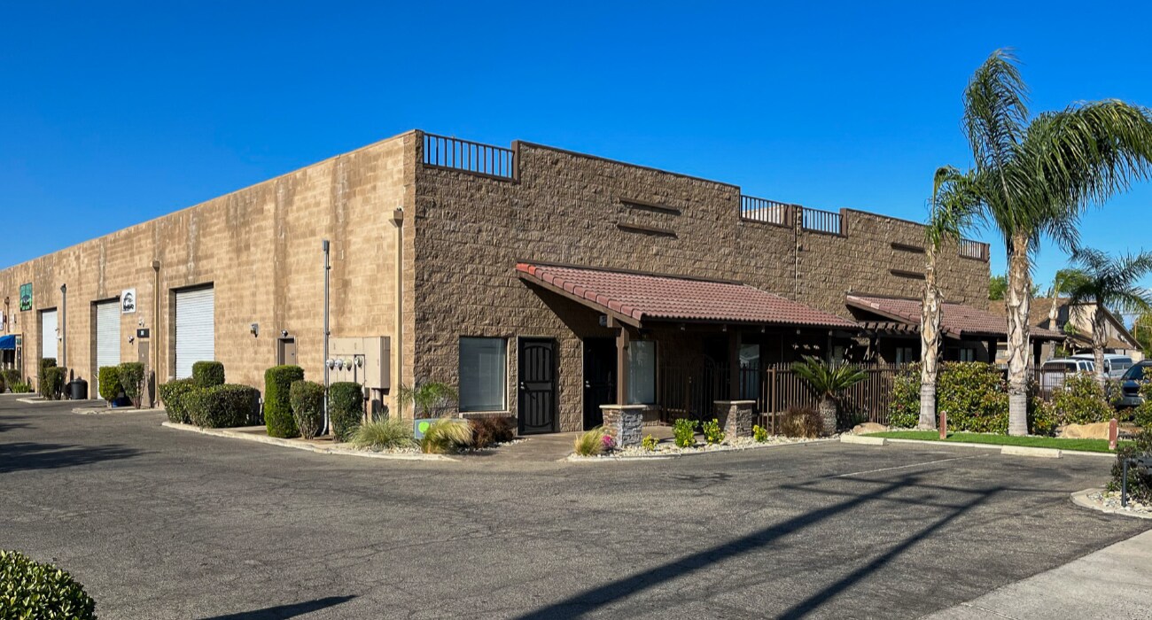 1261 Hoblitt Ave, Clovis, CA à louer Photo principale- Image 1 de 4