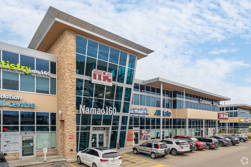 15945-15996 97th St NW, Edmonton, AB à louer - Photo du bâtiment - Image 2 de 10