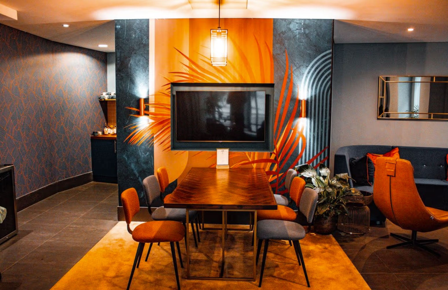 20 Little Britain, London for lease Interior Photo- Image 1 of 14