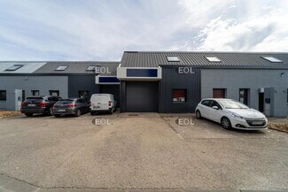 Plus de détails pour Bureau, Local d'activités à louer