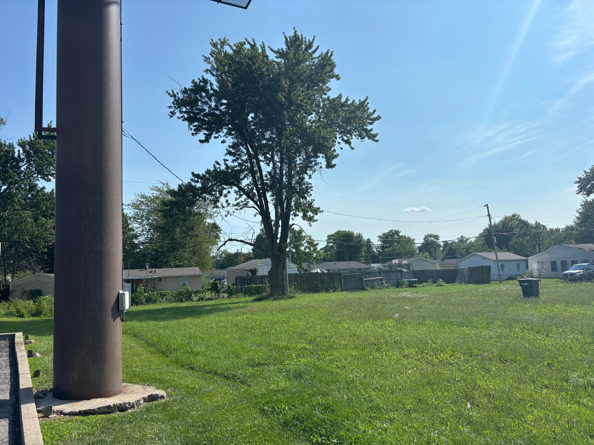 705 E McGalliard Rd, Muncie, IN for sale Primary Photo- Image 1 of 7