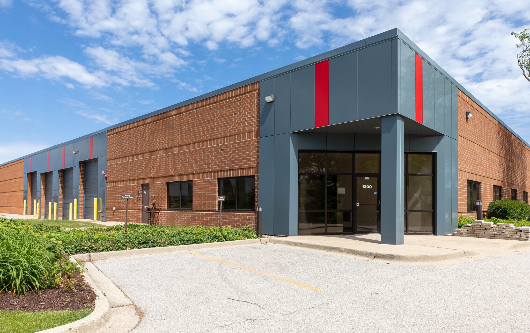 1200 Chase Ave, Elk Grove Village, IL à louer Photo principale- Image 1 de 3