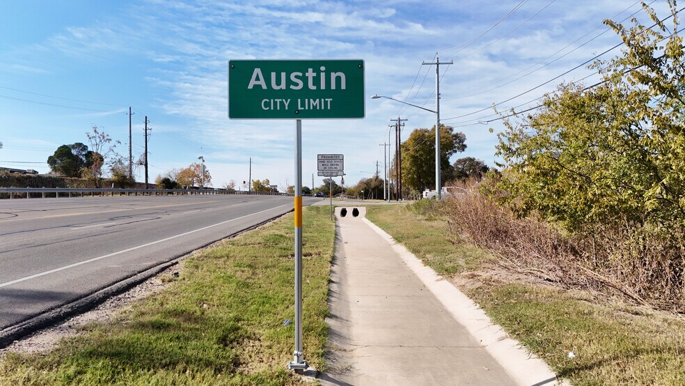 9300 FM 969 Rd, Austin, TX à vendre - Photo du bâtiment - Image 3 de 10