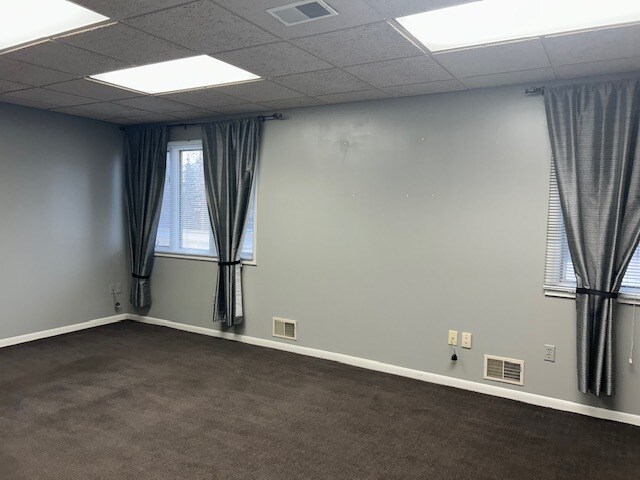 701 Sharon Rd, Beaver, PA à vendre - Photo intérieure - Image 2 de 9