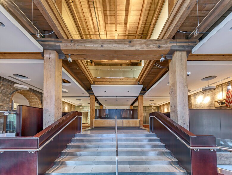 550 W Randolph St, Chicago, IL à louer - Photo du bâtiment - Image 2 de 7