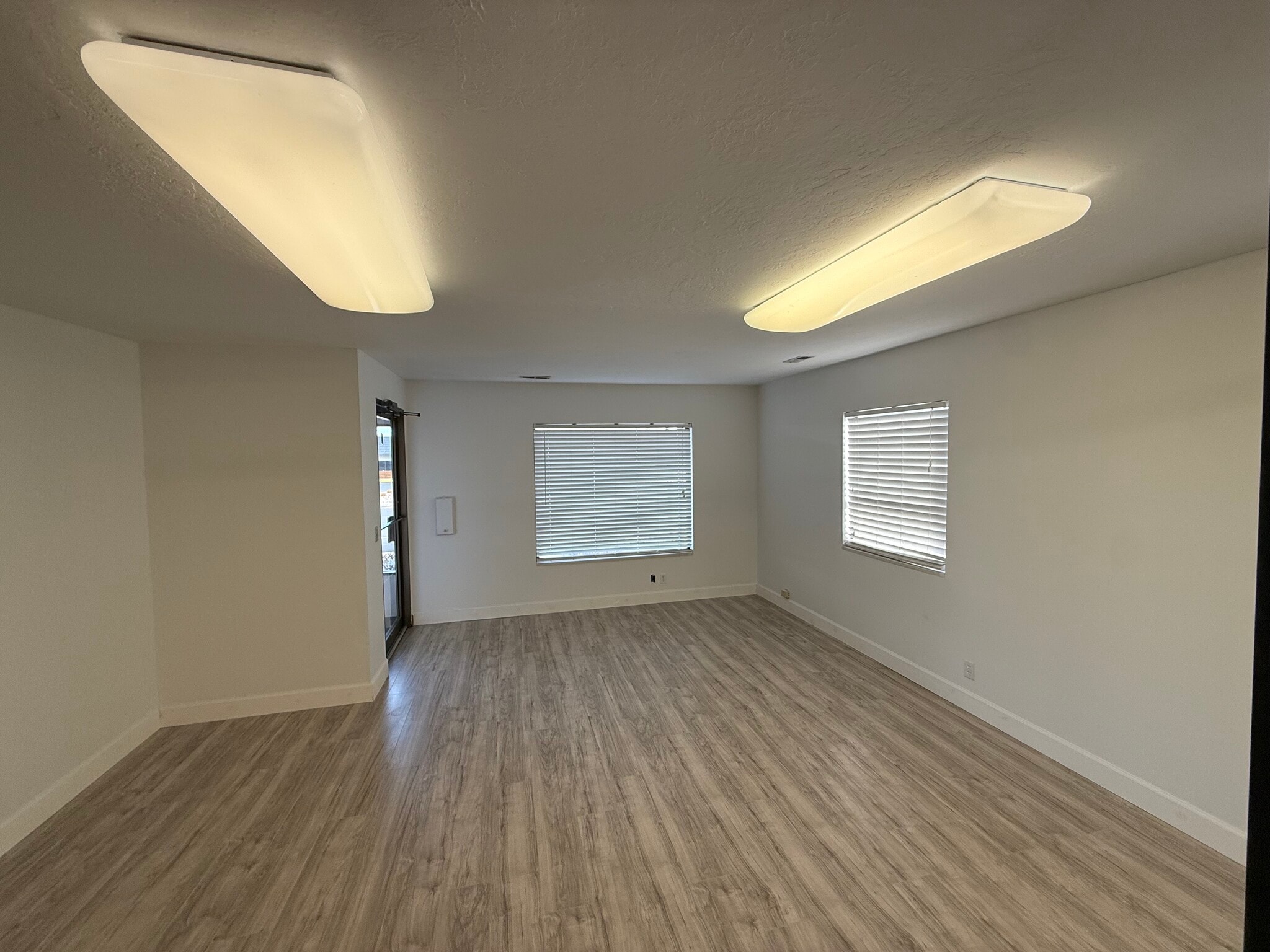 1270 E 8600 S, Sandy, UT à louer Photo intérieure- Image 1 de 2