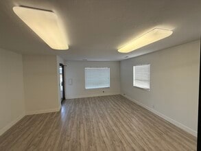 1270 E 8600 S, Sandy, UT à louer Photo intérieure- Image 1 de 2