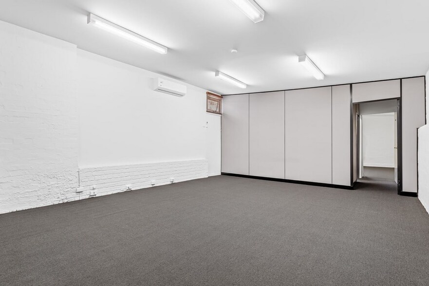 240-242 Rae Street, Fitzroy North for sale - Interior Photo - Image 1 of 4