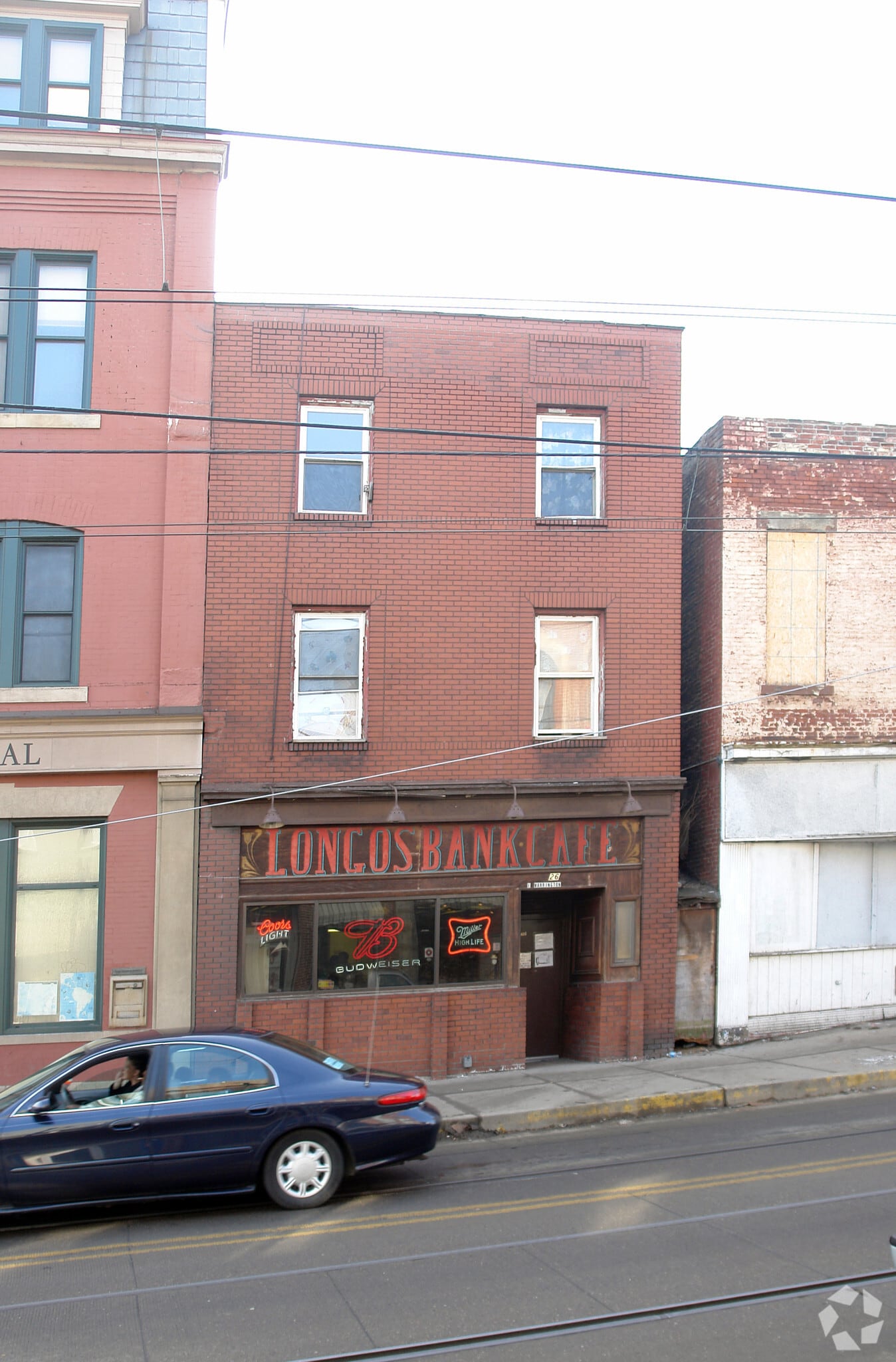 826 E Warrington Ave, Pittsburgh, PA for lease Primary Photo- Image 1 of 23