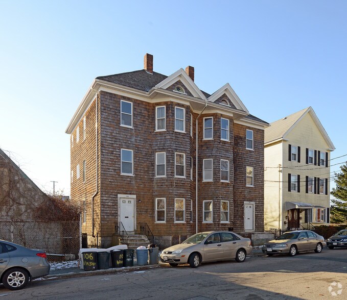 106-108 Winsor St, New Bedford, MA for sale - Building Photo - Image 2 of 2