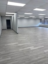 5602-5608 Pinemont Dr, Houston, TX for lease Interior Photo- Image 2 of 10