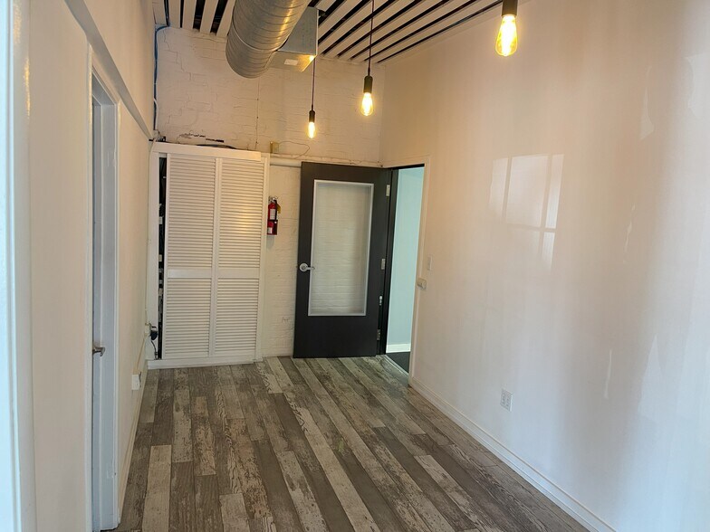 2295 San Pablo Ave, Berkeley, CA à louer - Photo intérieure - Image 2 de 25