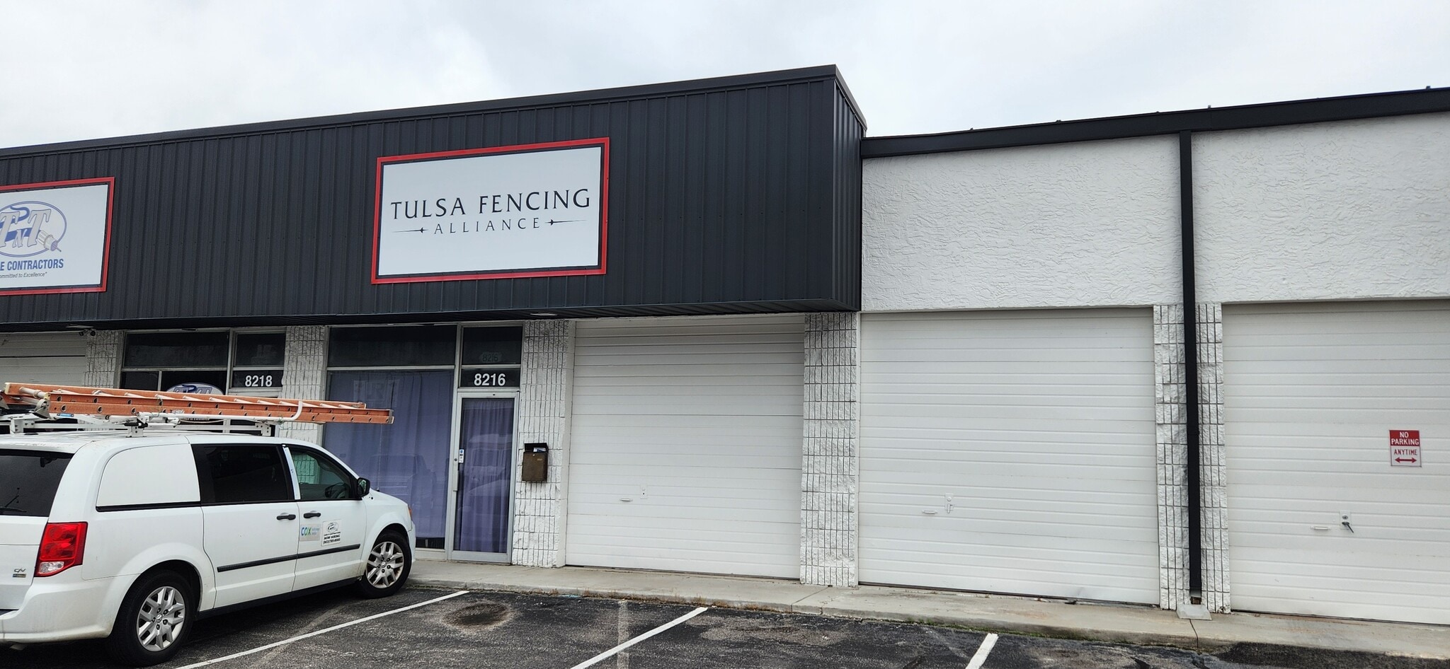 8240-8290 E 41st St, Tulsa, OK for lease Interior Photo- Image 1 of 2