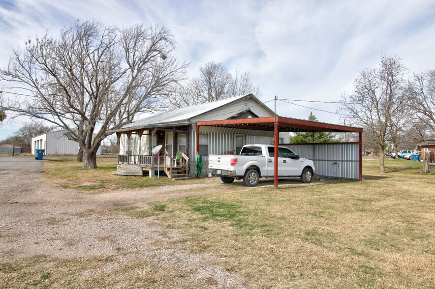 503 East, Nevada, TX à vendre - Photo du bâtiment - Image 2 de 7