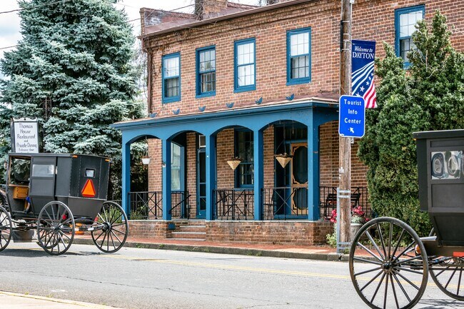 Plus de détails pour 222 Main St, Dayton, VA - Commerce de détail à vendre
