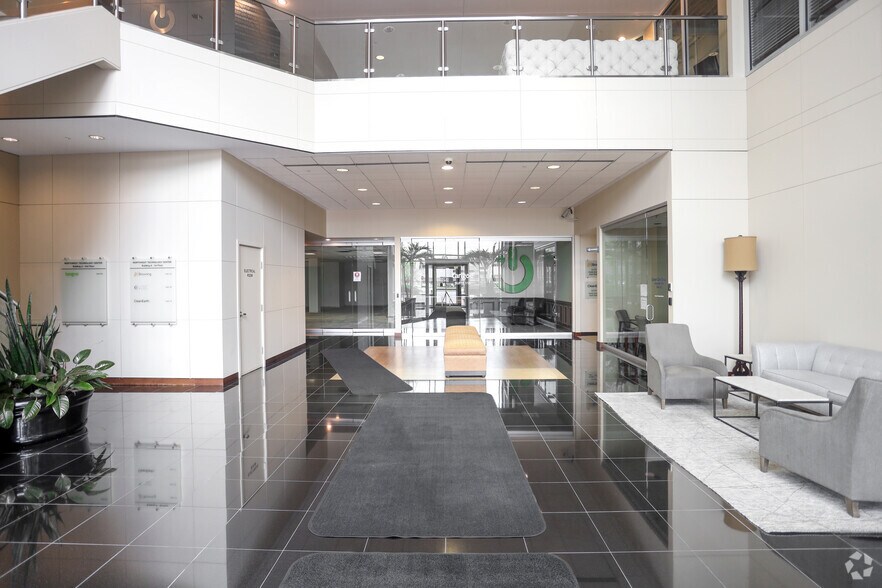 6100 W 96th St, Indianapolis, IN for lease - Interior Photo - Image 2 of 17