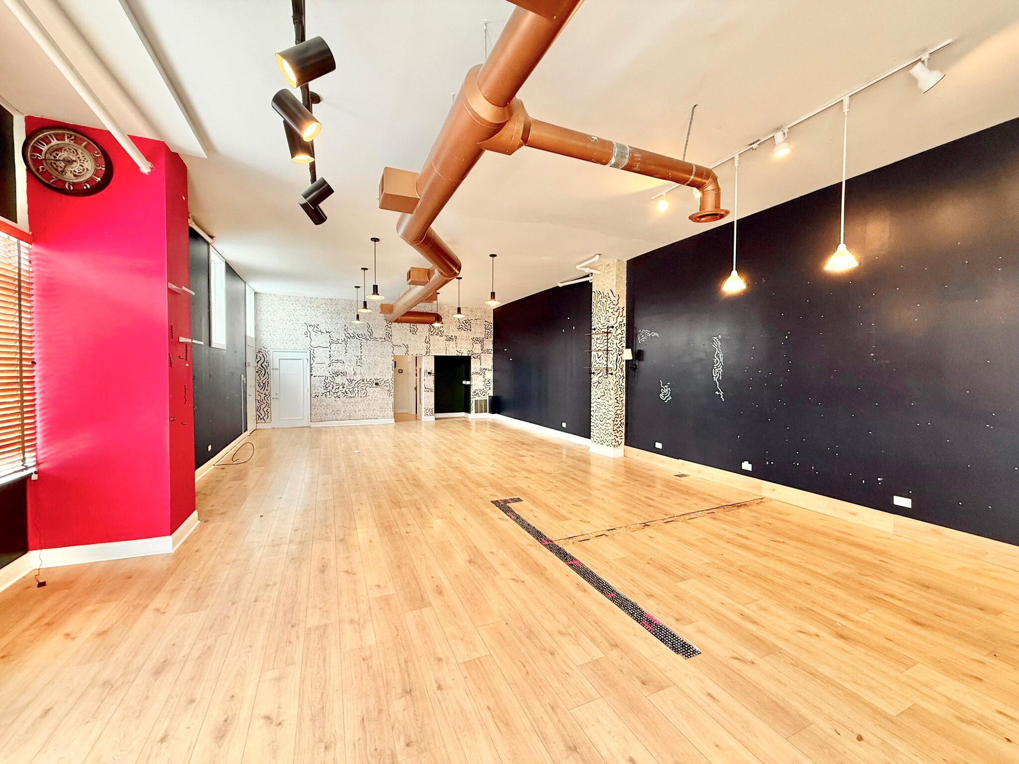 1355-1359 W Chicago Ave, Chicago, IL à louer Photo intérieure- Image 1 de 13