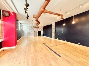 1355-1359 W Chicago Ave, Chicago, IL à louer Photo intérieure- Image 1 de 13