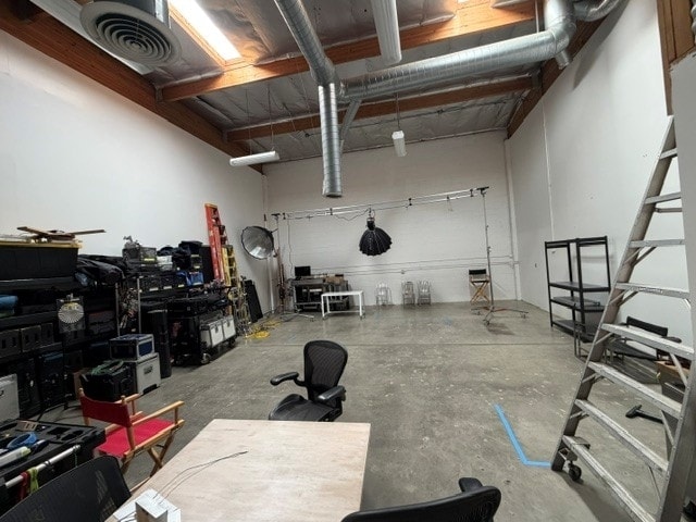 8001 Langdon Ave, Van Nuys, CA for lease - Building Photo - Image 3 of 8