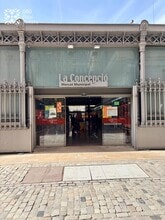 Commerce de détail dans Barcelone, Barcelona à louer Photo du bâtiment- Image 2 de 2