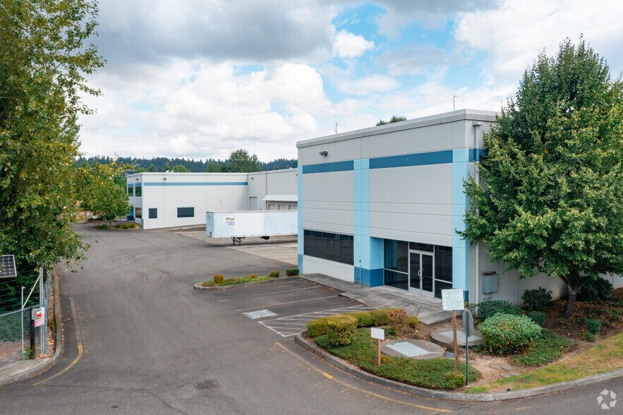 919 N Levee Rd, Puyallup, WA à louer - Photo du bâtiment - Image 1 de 5