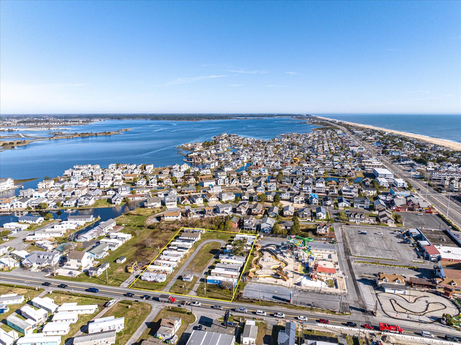 39972 Fryers Ln, Fenwick Island, DE à vendre Photo du bâtiment- Image 1 de 22