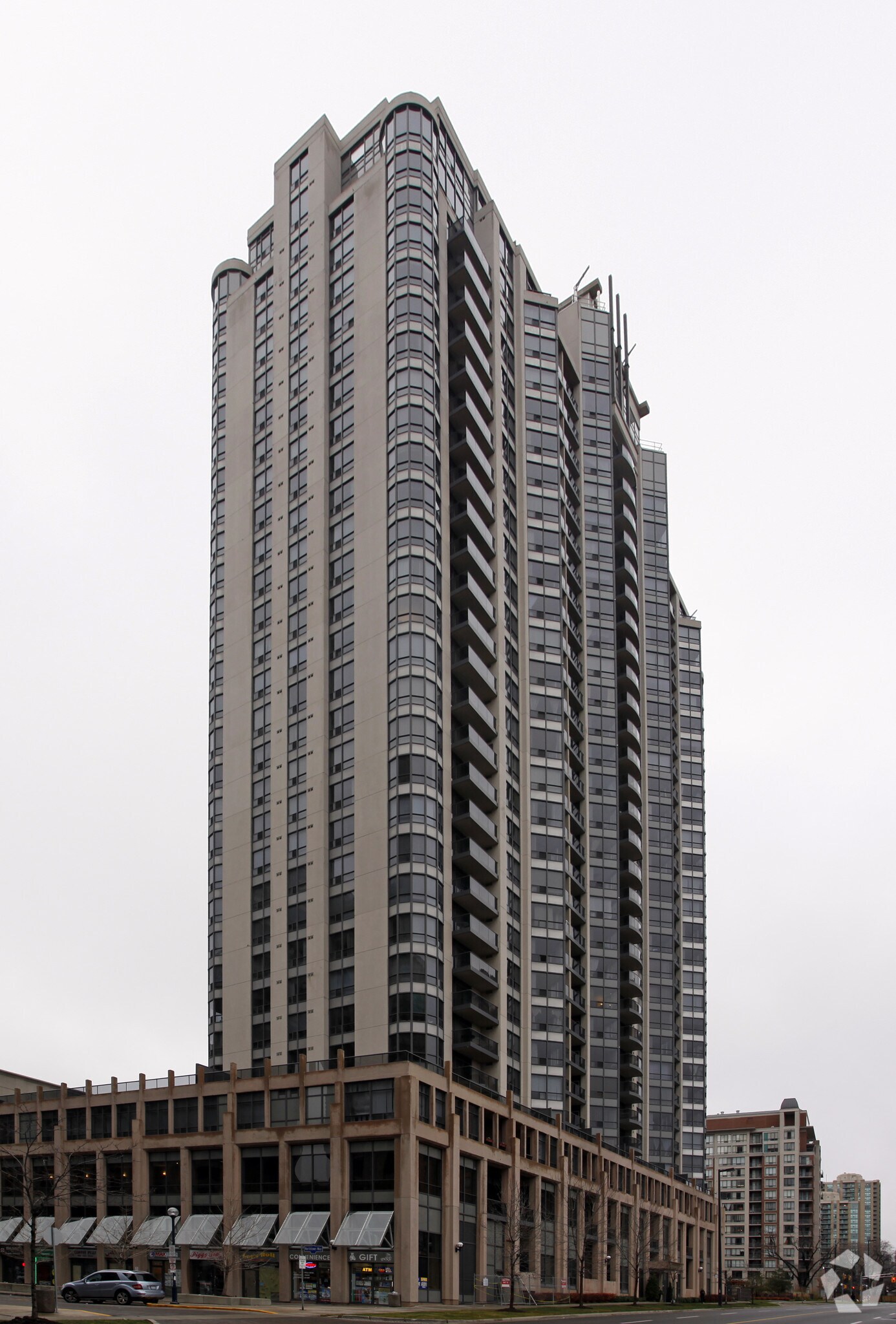 10 Northtown Way, Toronto, ON à vendre Photo principale- Image 1 de 1