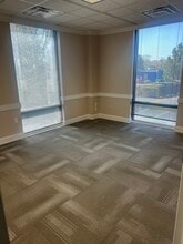4190 S Plaza Trl, Virginia Beach, VA for lease Interior Photo- Image 2 of 6