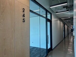 1960 Kimball Ave, Manhattan, KS for lease Interior Photo- Image 1 of 5