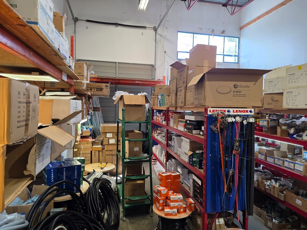 1952 Kingsway Ave, Port Coquitlam, BC V3C 6C2 - Unit 420 -  - Interior Photo - Image 1 of 5