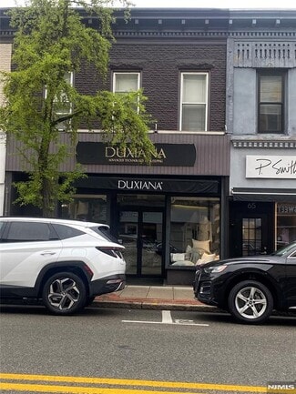 More details for 63 E Ridgewood Ave, Ridgewood, NJ - Retail for Sale