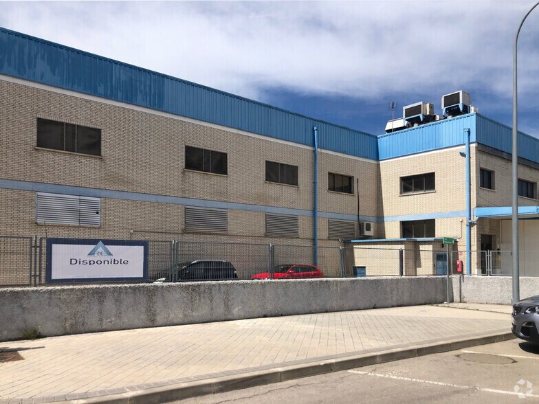 Calle de los Aragoneses, 16, Alcobendas, Madrid à louer - Photo du bâtiment - Image 2 de 18