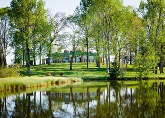 More details for 36 Wedgewood Dr, Farmville, VA - Sports & Entertainment for Sale