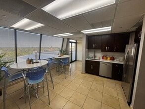 1061 E Indiantown Rd, Jupiter, FL à louer Photo intérieure- Image 2 de 12