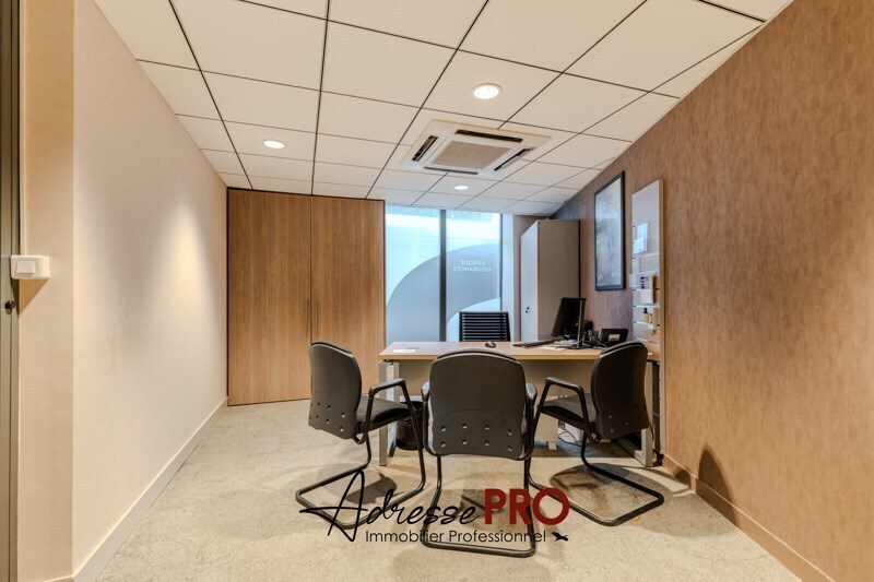 Retail in Le Bouscat for sale - Interior Photo - Image 2 of 5