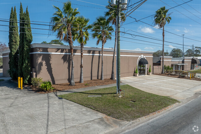 Plus de détails pour 217-231 Edgewood Ave S, Jacksonville, FL - Industriel/Logistique à louer