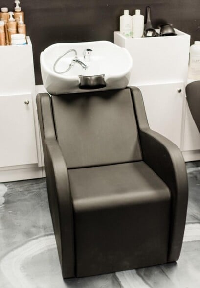 688 J Clyde Morris Blvd, Newport News, VA à vendre - Photo du bâtiment - Image 2 de 4