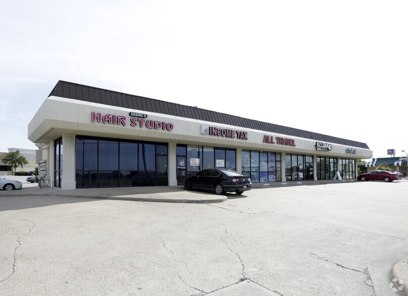 2029 Town East Blvd, Mesquite, TX à louer - Photo du bâtiment - Image 3 de 8