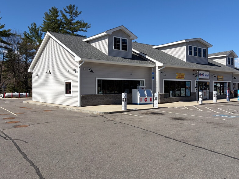 4 Commerce Way, Milton, NH for lease - Building Photo - Image 1 of 15
