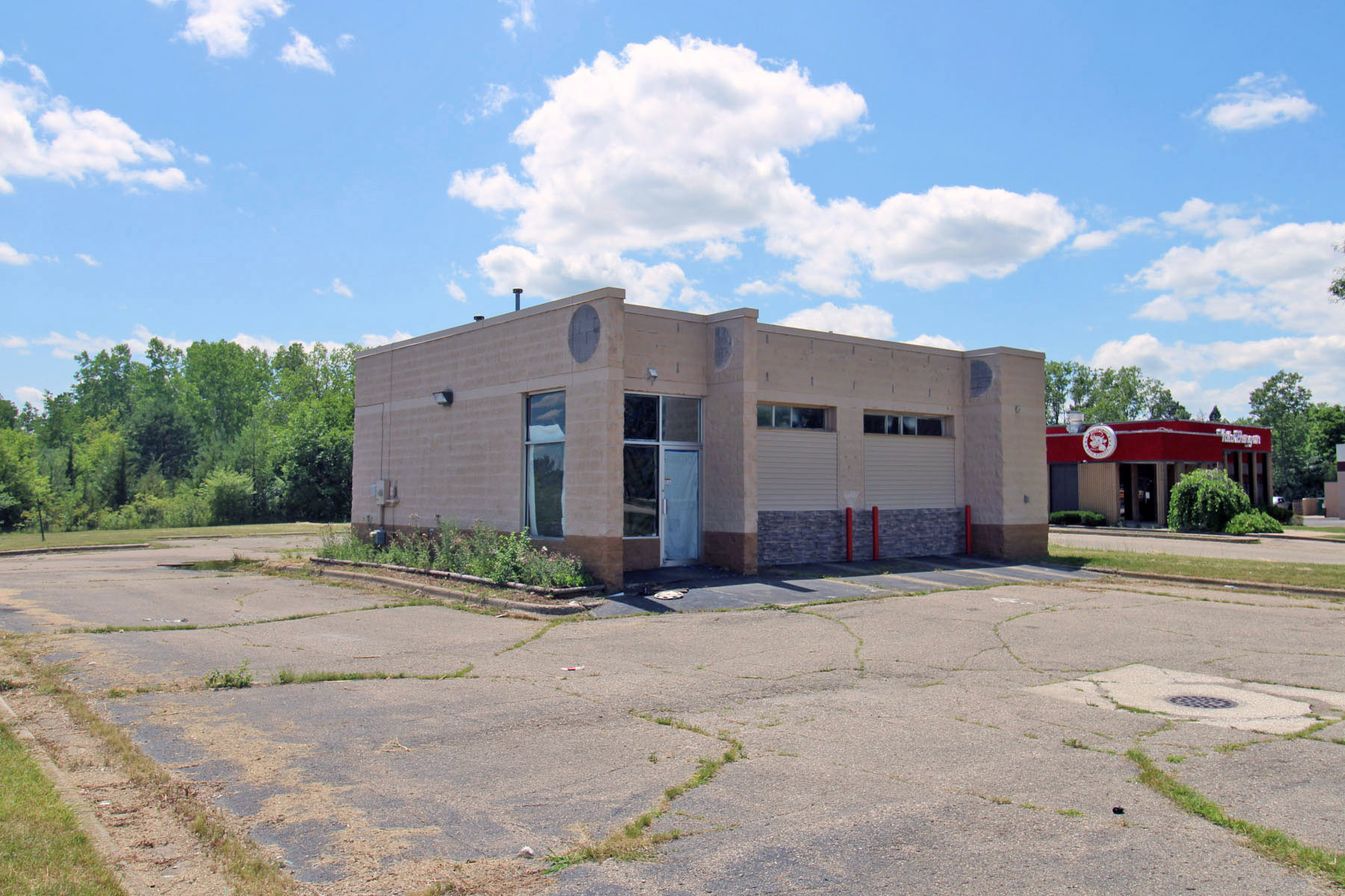 4435 W Pierson Rd, Flint, MI à vendre Photo du bâtiment- Image 1 de 1