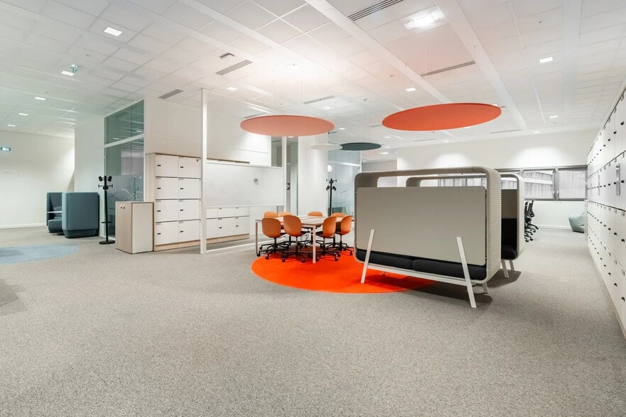 256 Rue Des Pyrénées, Paris for lease - Building Photo - Image 1 of 13