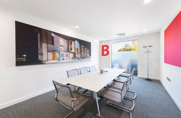 329 Doncastle Rd, Bracknell à louer Photo intérieure- Image 1 de 4