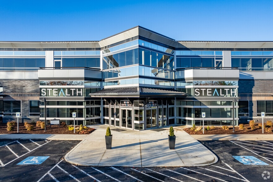 333 Technology Dr, Canonsburg, PA à louer - Photo du bâtiment - Image 1 de 23