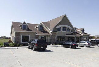 Plus de détails pour 1820-1824 N 169th Plz, Omaha, NE - Bureau à louer
