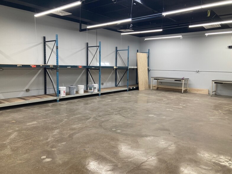 1245 Hartrey Ave, Evanston, IL for lease - Building Photo - Image 2 of 19